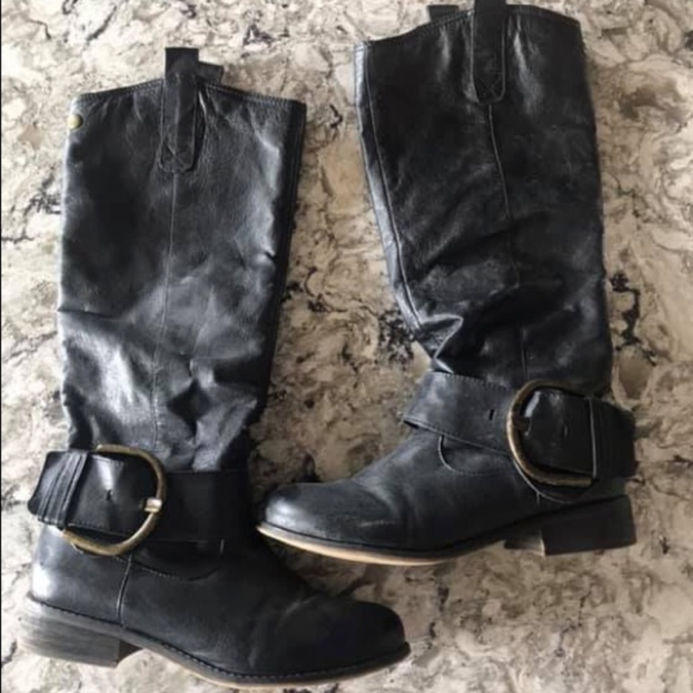 7.5 Steve Madden Black Leather Boots